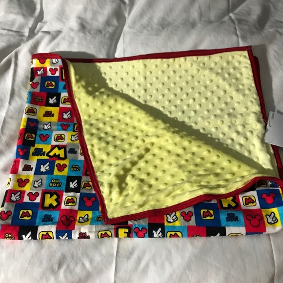 Mickey’s Handcrafted Throw - Picture 3 of 6